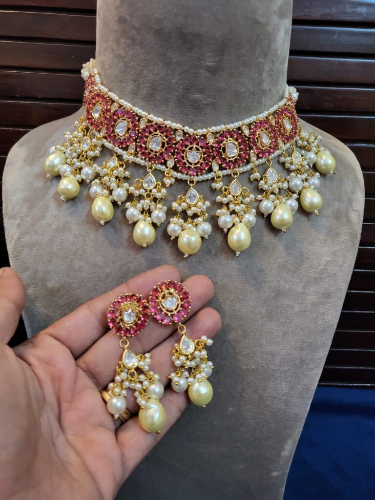 Model wearing Biyani Jewels jewellery