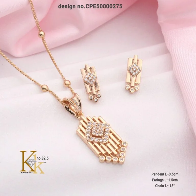 Model wearing Biyani Jewels jewellery