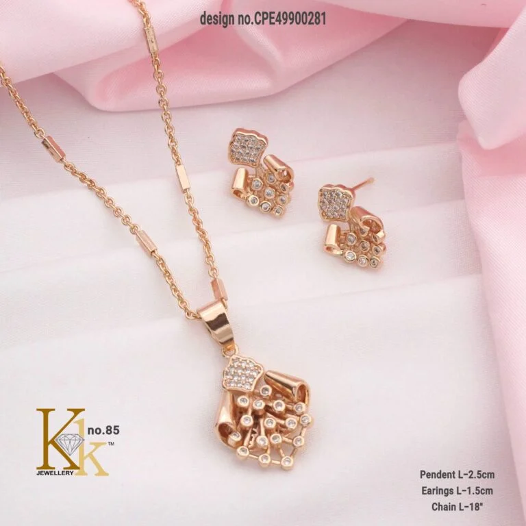 Model wearing Biyani Jewels jewellery