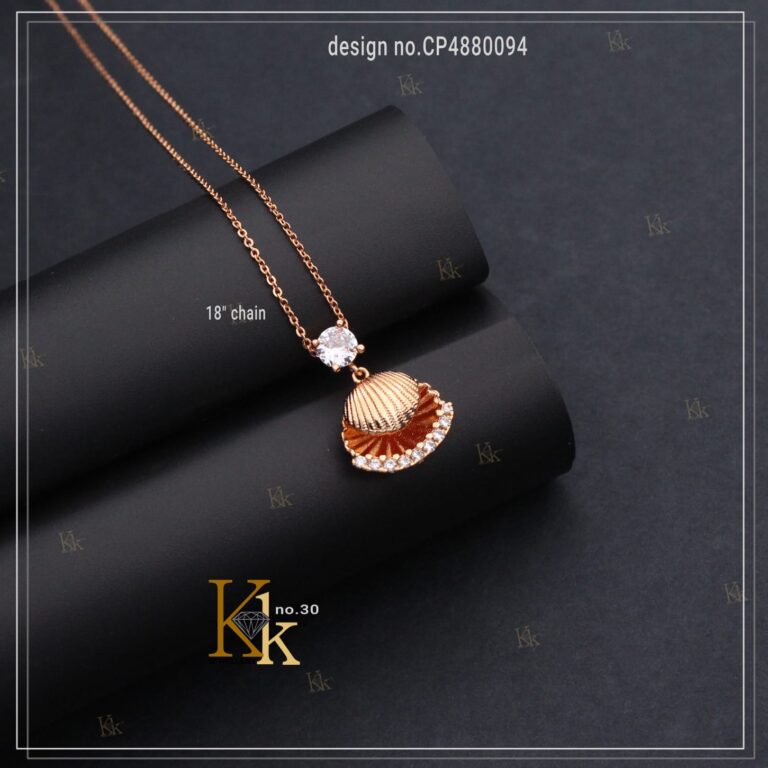 Model wearing Biyani Jewels jewellery