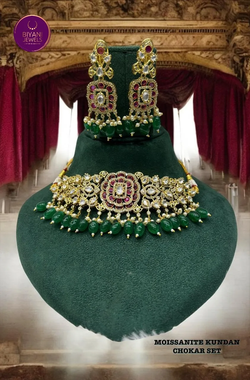 Kundan Choker Set with Emerald Drops - Image 3